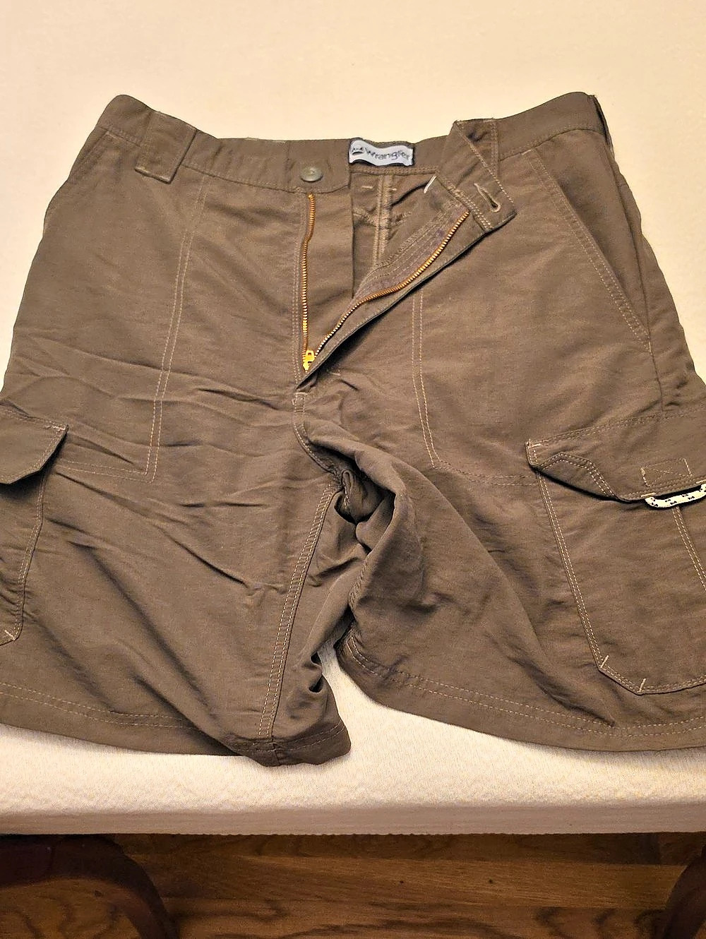 Wrangler NWY924NT Cargo Shorts Brown Size 34